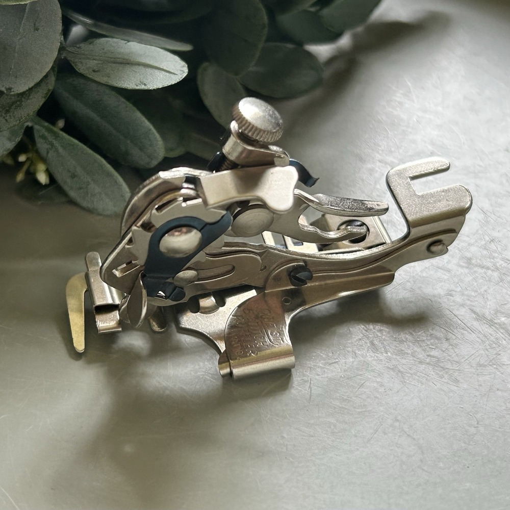 Vintage Greist 5 Stitch‎ Ruffler Attachment Top Clamping Sewing Machine Part